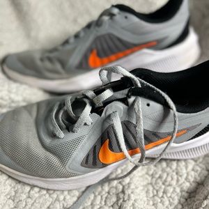 Boys gently used Nikes